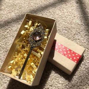 Vintage hair pin